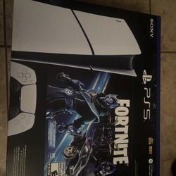 ps5 fortnite bundle with a logitech g435 headset and controller case