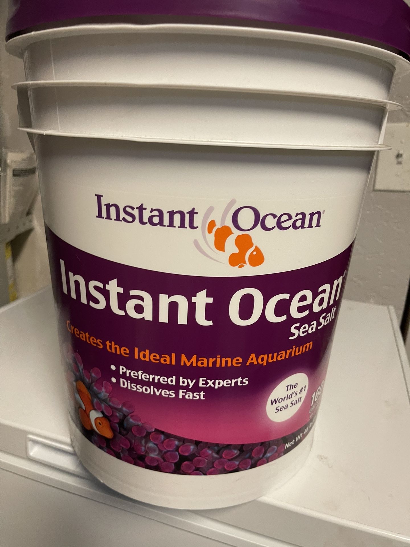 New Unopened Instant Ocean Sea Salt