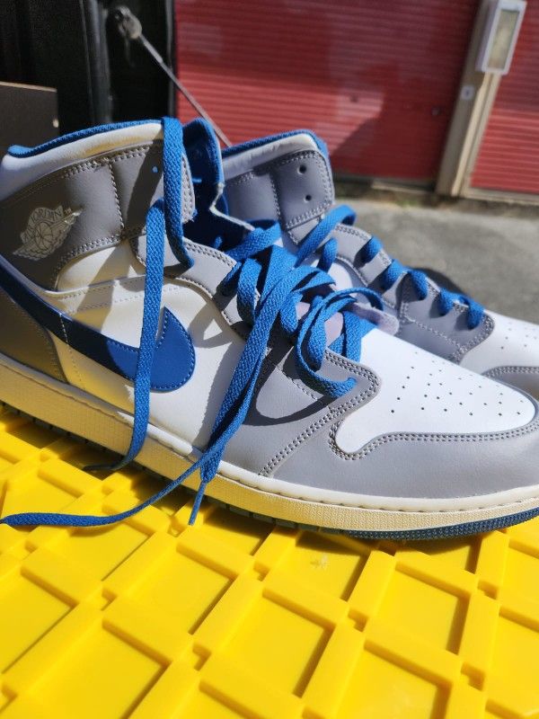 NIKE AIR JORDAN Sz 18 New no box
