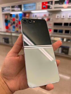 Z FLIP 5 256gb UNLOCK