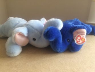 Rare Dark Blue Peanut Beanie Buddy