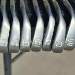 Complete Golf Set  Irons  Driver Putter. Bag 