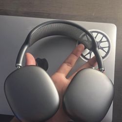 AirPods Max (Lightning)