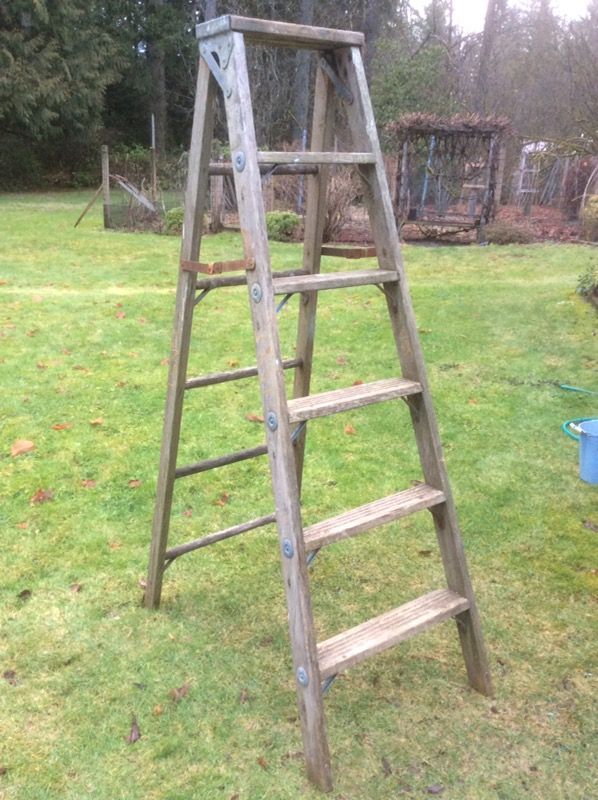 Vintage "Howard Heavy Duty" 6 ft. wooden step ladder