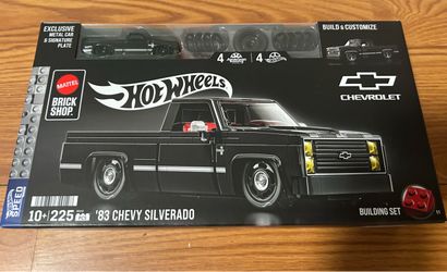 Hot wheels 83 Silverado - Mattel Brick Shop