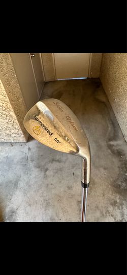 Wilson loft wedges RH