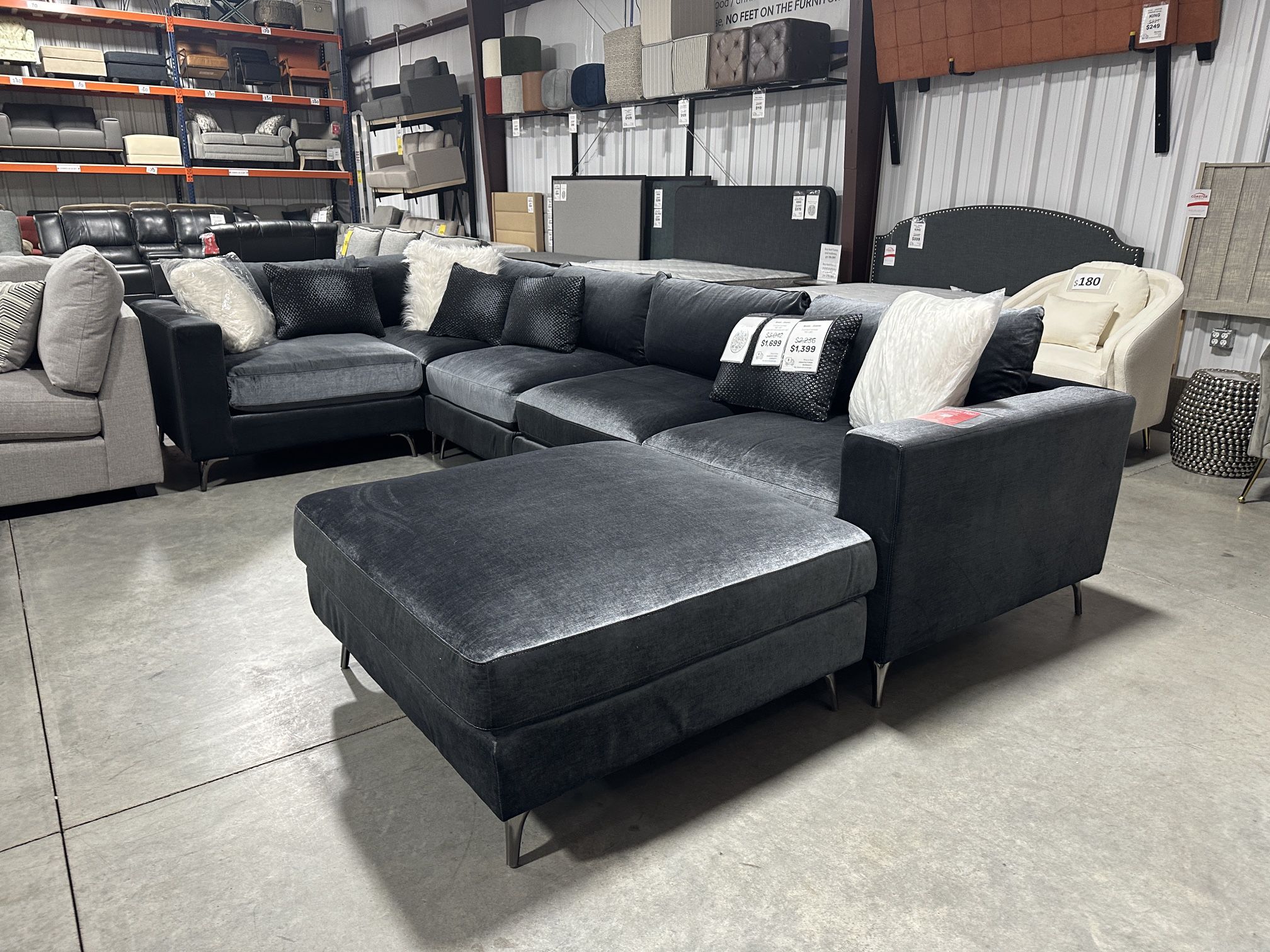 NEW Sectional Sofa (modular Design)