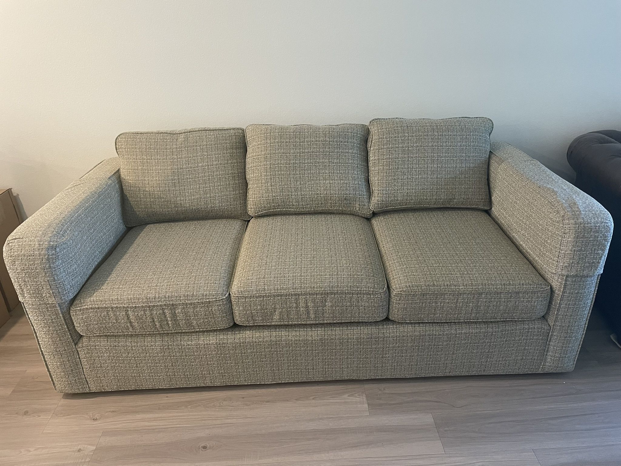Temple Sofa 