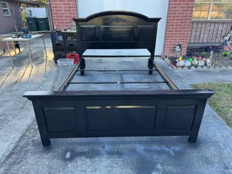 Queen/Full Black Knotty Pine Captains Bed 