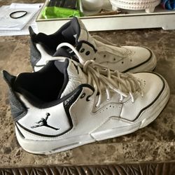 Jordan’s Size 5 Youth
