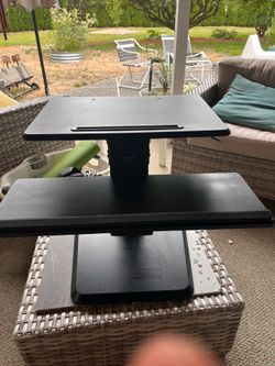 Standing desk converter