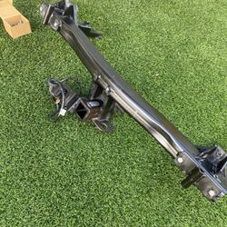 BMW X5  e53 OEM Class lll. Trailer Hitch