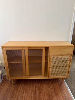 Storage cabinet