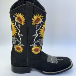 Women's Yellow Sunflower 🌻 Embroidered Leather Boots