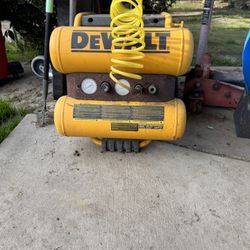 Dewalt Air Compressor With Wheels