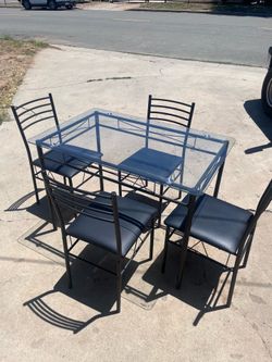 Dining table set with chairs