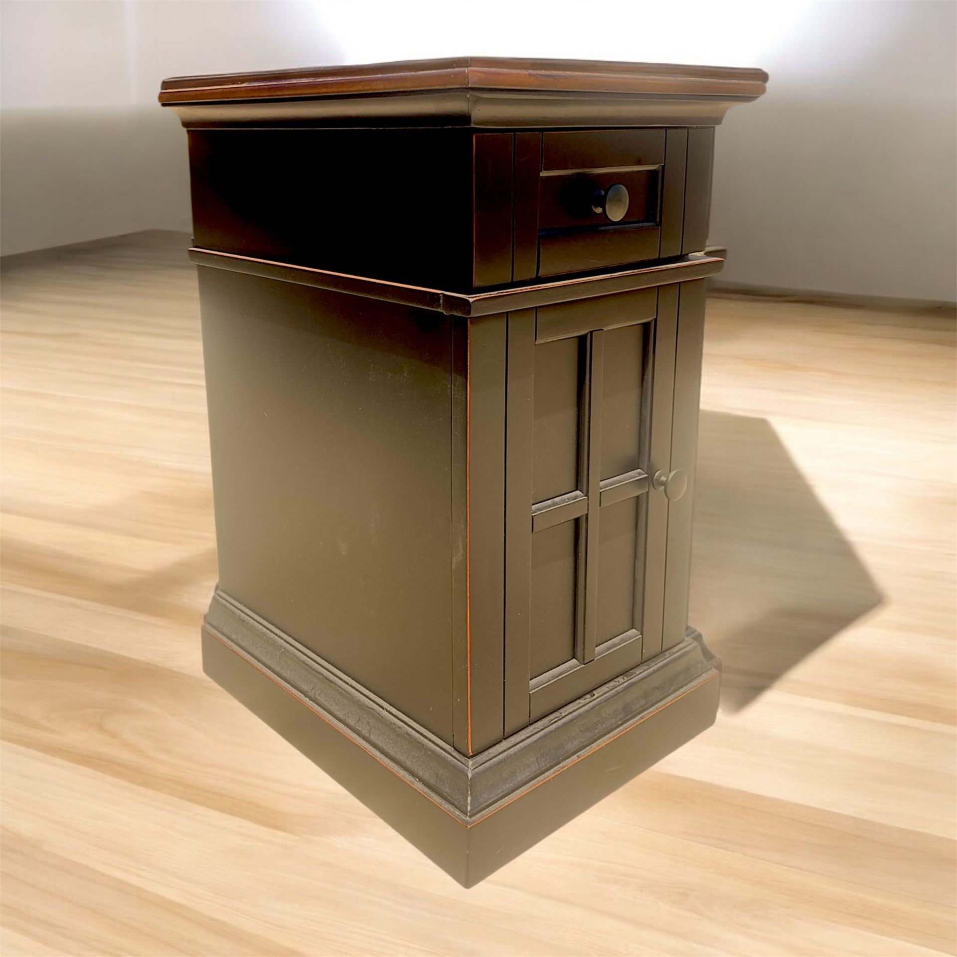 Wooden End Table Wooden Night Stand USB Charging Station USB C 