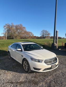 2013 Ford Taurus