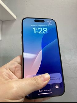 iPhone 15 pro unlocked 1tb