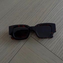 AMI Alexandre Mattiussi Tortoiseshell Sunglasses – am 75001