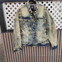 Levi bleach jean jacket