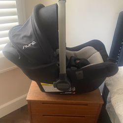 Nuna Infant Car Seat