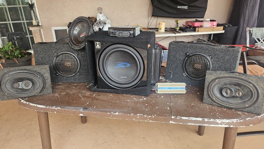 Sub/ Speakers Stereo