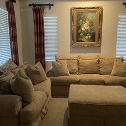 Living Room Furniture Sofas & Ottoman
