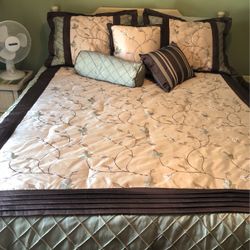 Queen Size Comforter Bed Skirt Shams $55