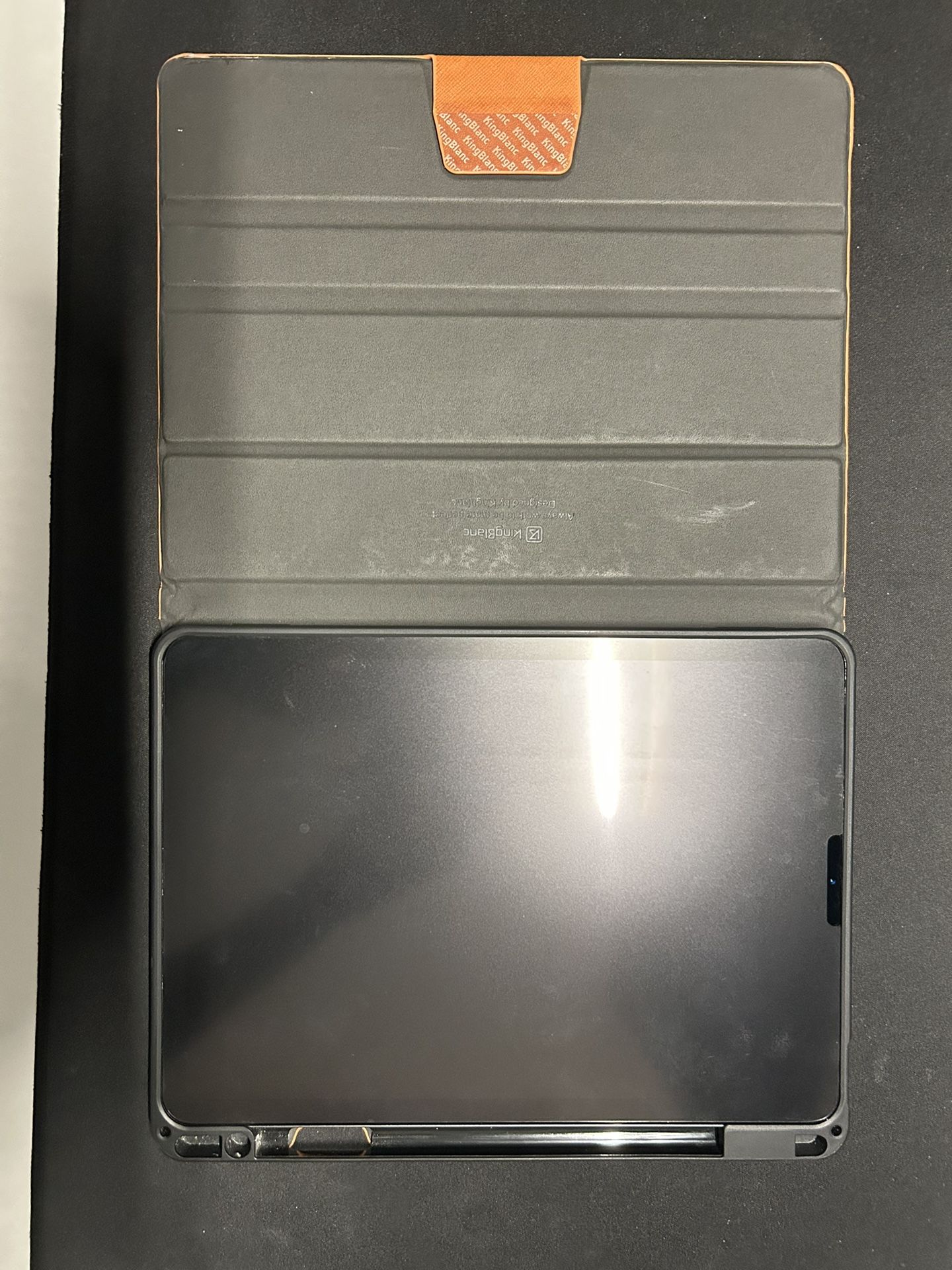 Ipad Air 4 10.9” 64GB Silver With Case & Charger