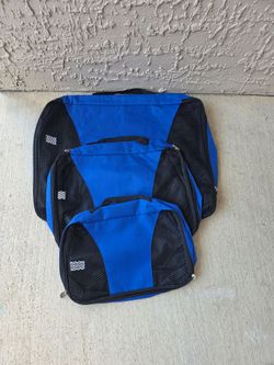 Packing cubes clothes