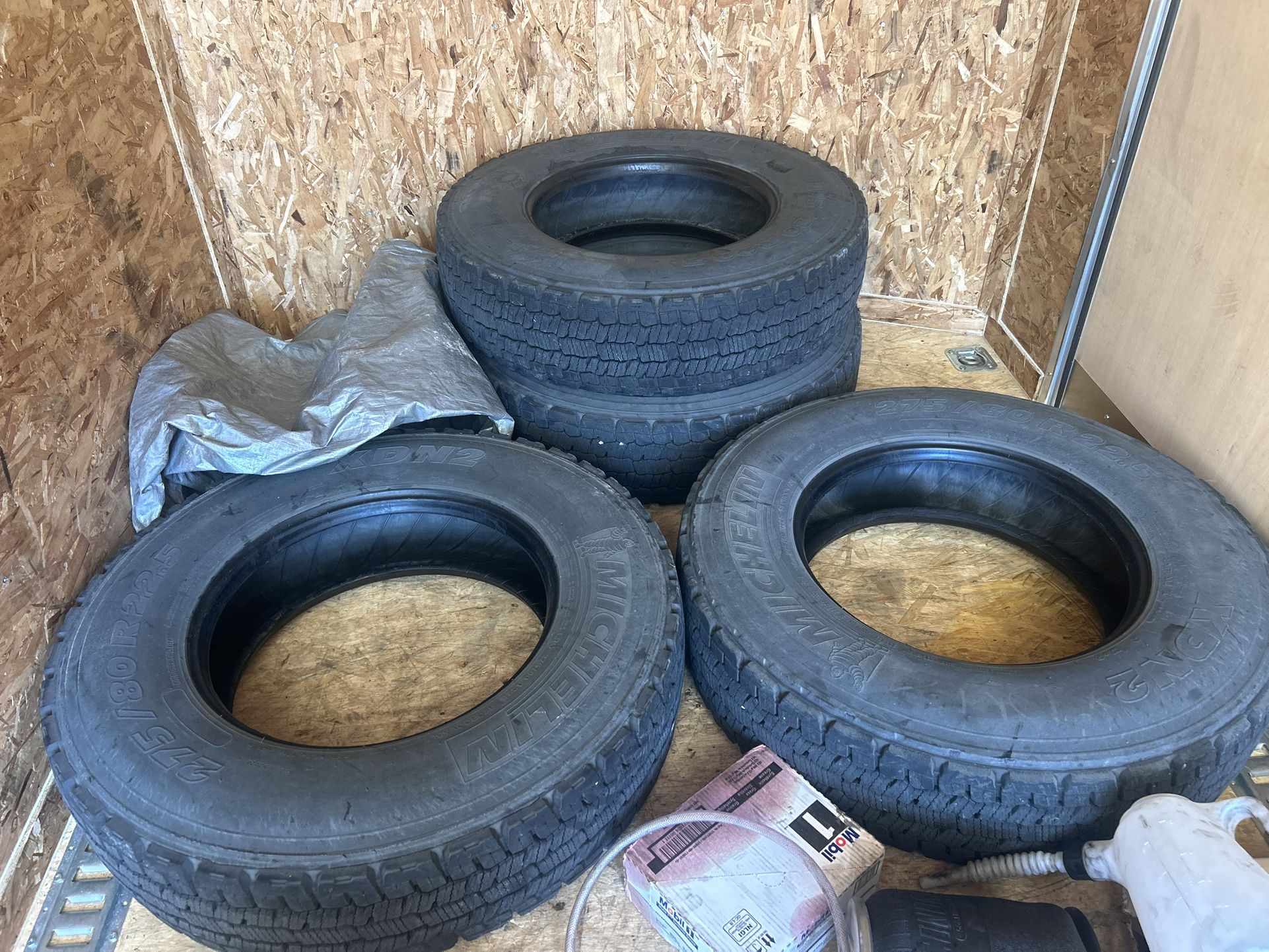 semi truck tires