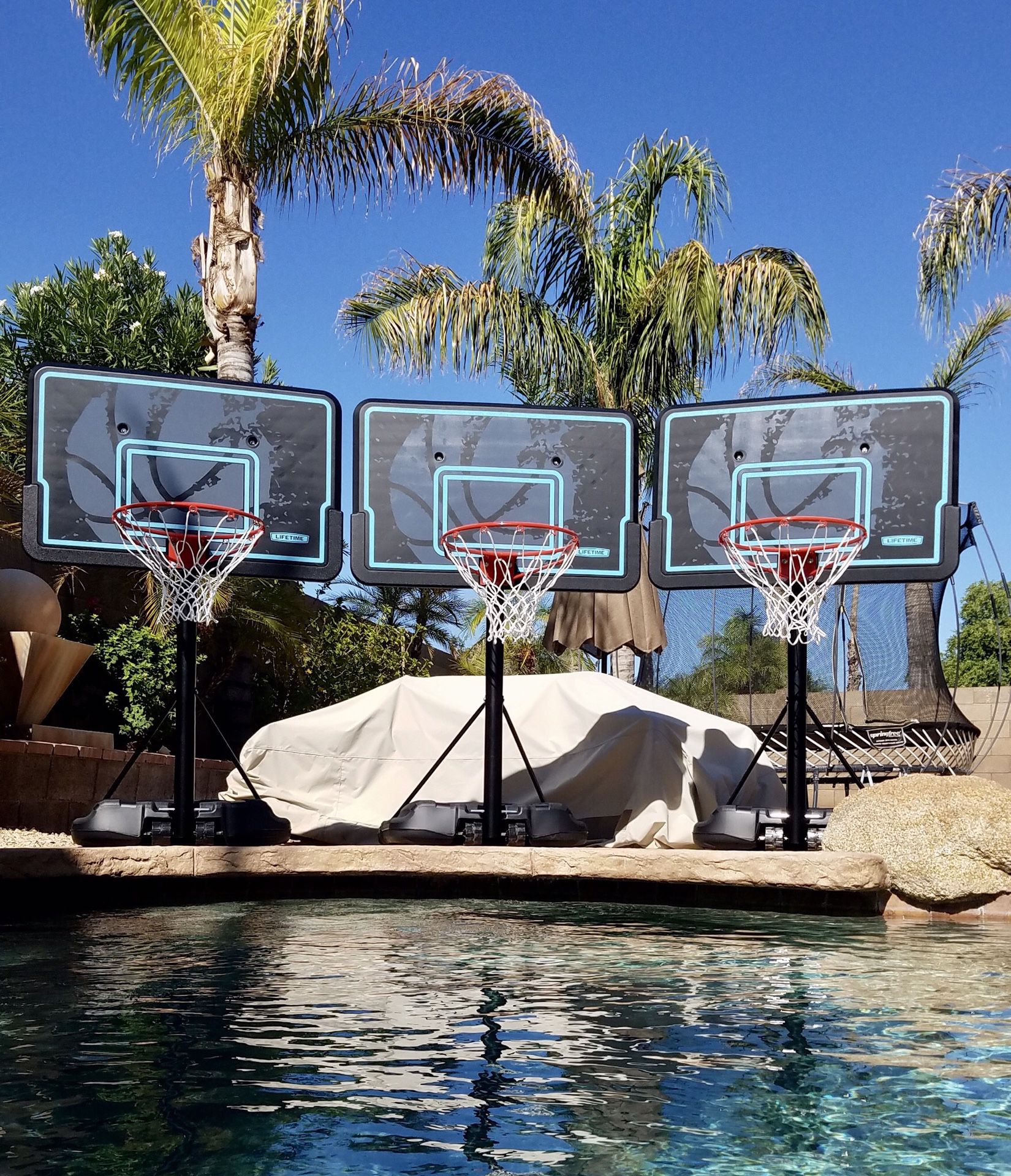 NEW Poolside Basketball Hoop — 44in
