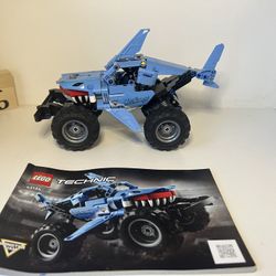 42134 LEGO Technic Monster Jam Megalodon