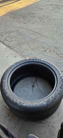 325/40/22 Continental tire 325 40 22