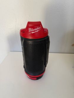 Milwaukee m12 packout speaker