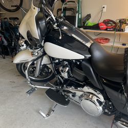 2018 Harley Davidson Electra Glide FLHTP