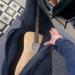 Guitar (Montana Brand)