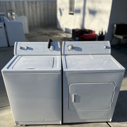 Whirlpool Washer And Gas Dryer • Free Local Delivery