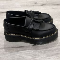 Dr Martens Adrian Quad