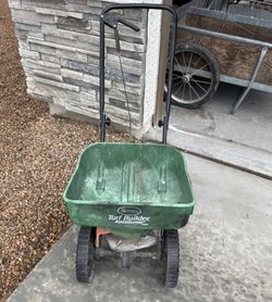 Scott’s Mini Spreader