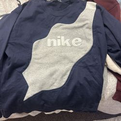 nike crewneck