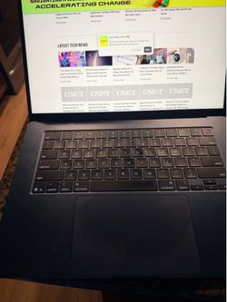 15 inch M4 MACBOOK AIR 512GB 16GB RAM