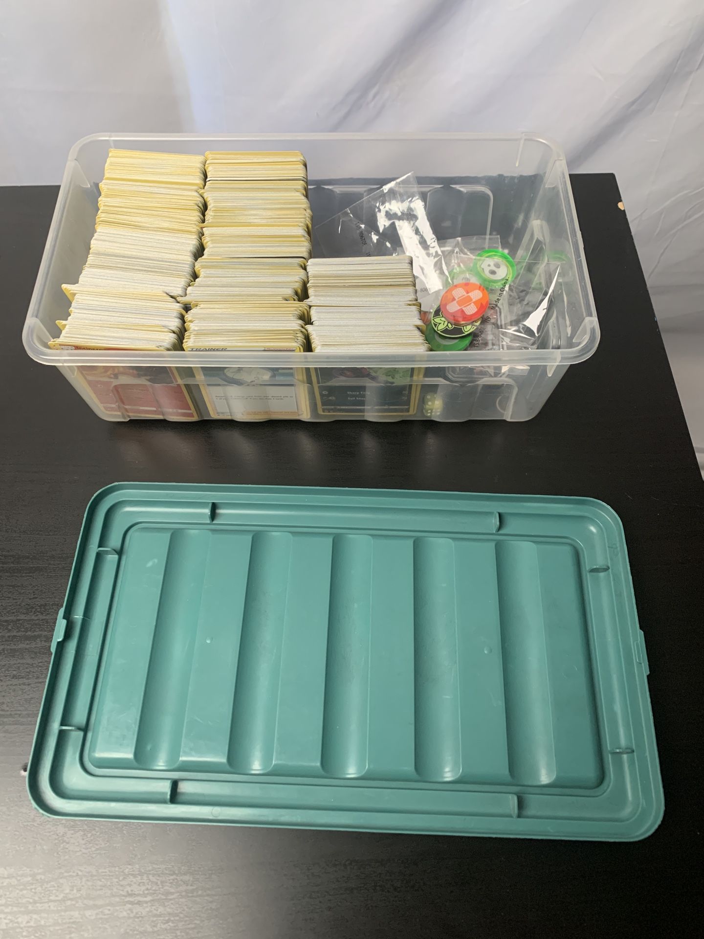 1000+ Pokemon Cards