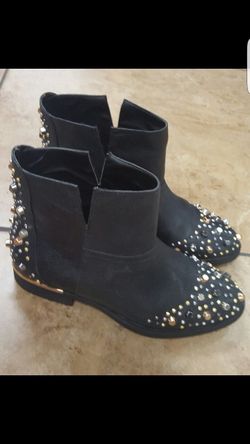 ***Modern Vice Black Studded Boots***