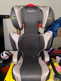 Graco Car Seat Highback with cup holders