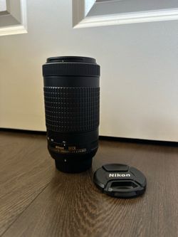 Nikon AF-P DX 70-300mm f/4.5-6.3G ED Zoom Lens - Excellent Condition