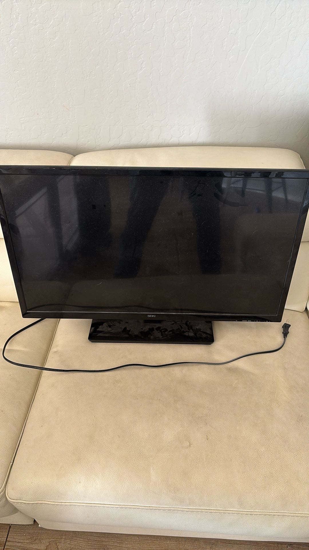 Seiki 32” TV