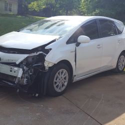 For Parts Toyota Prius V