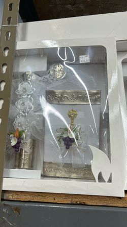 Baptism Candle Set for Boys and Girls,5 PCS Baptism Kit Virgen De Guadalupe Catholic Candle,Towel,Shell,Rosary,Bible for Baptismal Christening First C